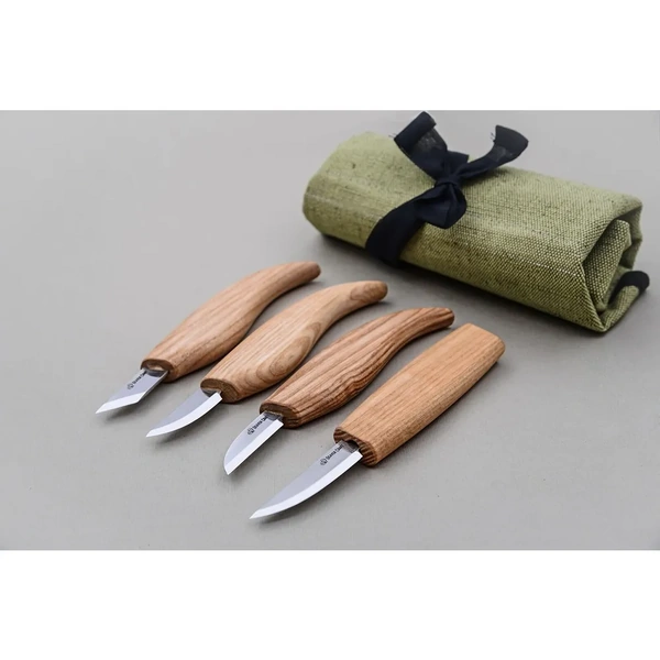 Basic Set of 4 Knives (4 knives in roll)