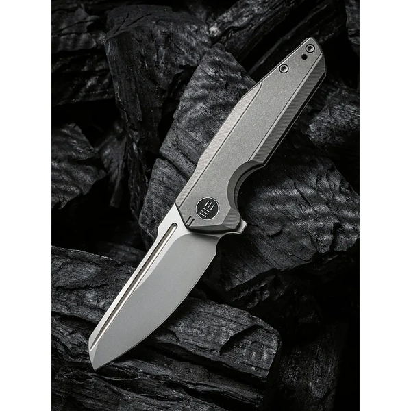 WE KNIFE We21017-1  Star Hawk Folding Knife, Titanium